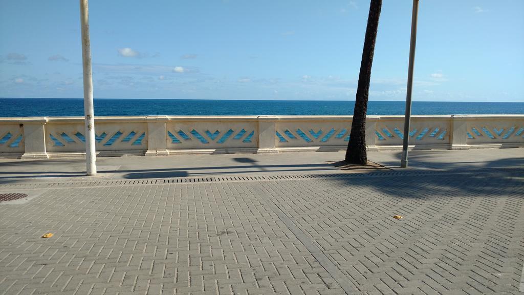 Ferienwohnung Flat Na Avenida Oceanica Salvador da Bahia Exterior foto